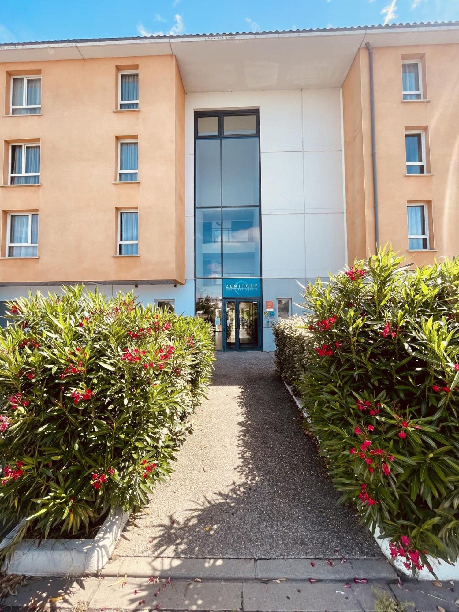 Comfort Aparthotel Carcassonne Exterior foto